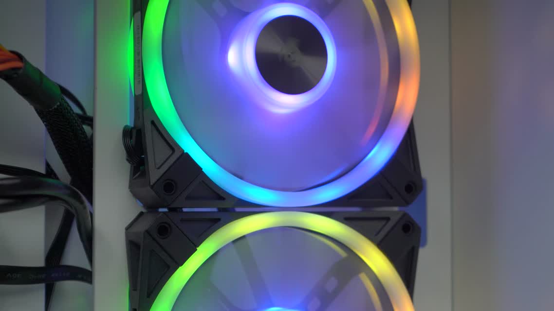 Okay.THESE are the BEST RGB CASE FANS _ Corsair QL RGB Review